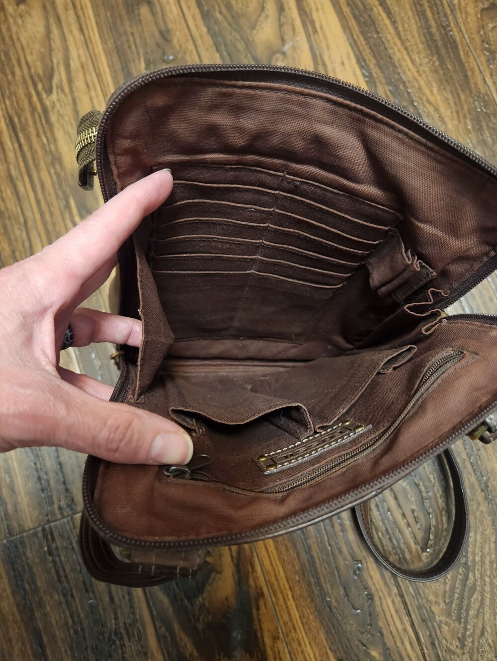 Vintage Fossil Dark Brown Leather Multi-Pocket Crossbody Organizer Bag NICE! - Picture 3 of 16